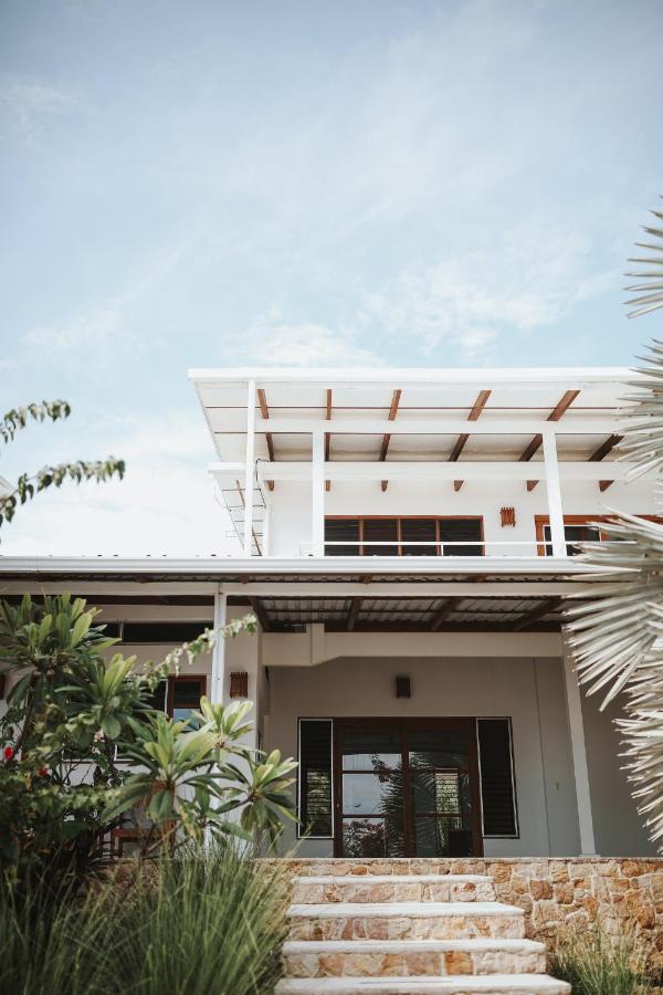 Salvatierra Beachfront Hotel Puerto Coyote Exterior photo